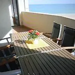Goldhome - Cristallmar Apartment Empuriabrava